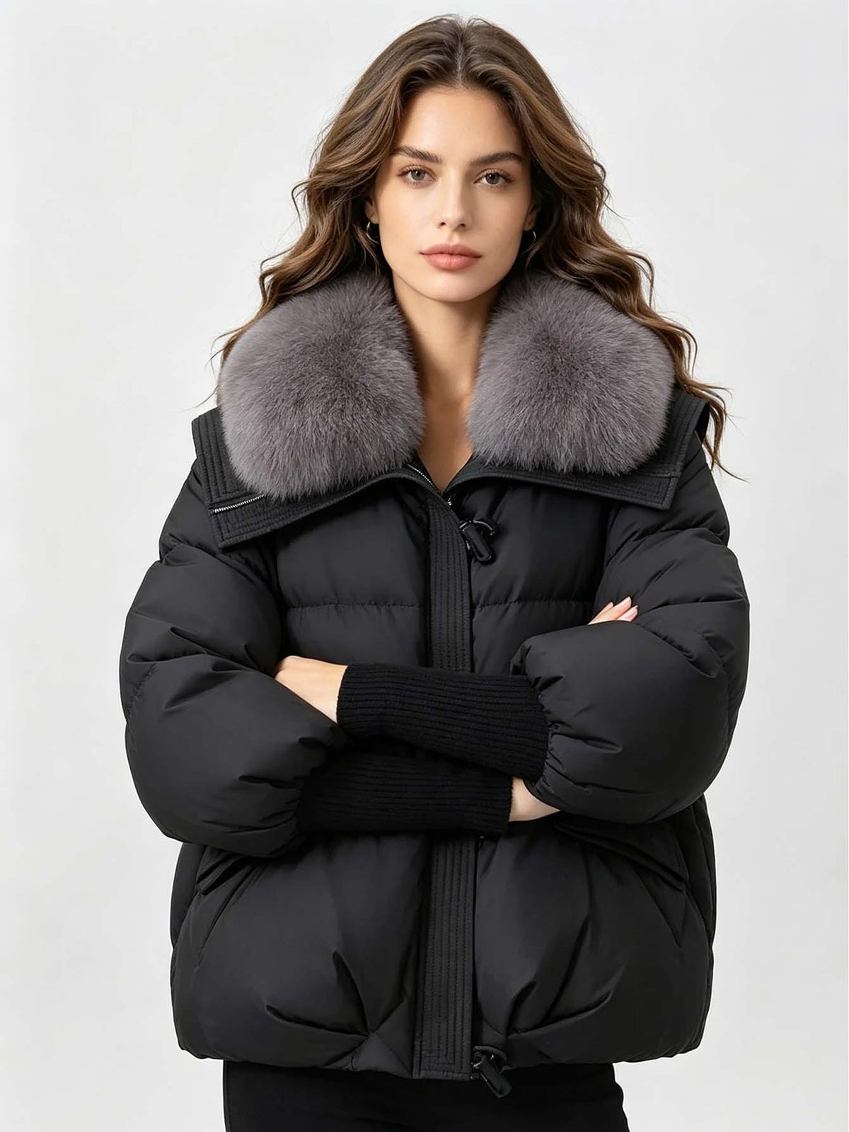 Women's Loose Cropped Puffer Jacket with Oversized Fur Collar